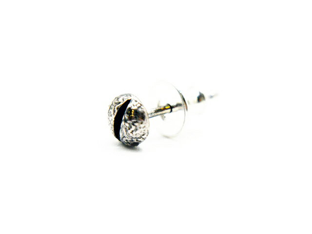 「Rusty Stud Pierce/ラスティースタッドピアス」(P-16)(Silver925/アクセサリー/ジュエリー/プレゼント/バイカー/ハーレー/ホットロッド/アメカジ/ハンドメイド/WOLF PACK/ウルフパック)