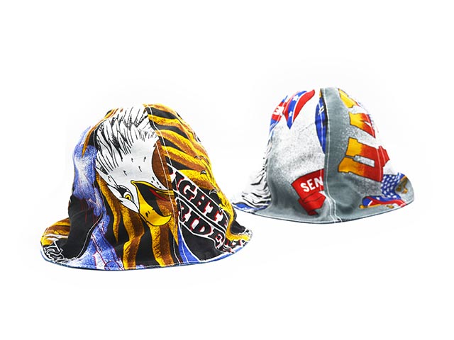 ギフト対応【90's H-D Vintage Bandana Tulip Hat】 商品詳細 「90's H-D Vintage Bandana Tulip Hat/90's H-Dヴィンテージバンダナチューリップハット」になります。 1990年代のH-Dオフィシャルライセンスのバンダナを解体し、張り合わせて制作したリバーシブルチューリップハットです。 ヴィンテージ感を崩さぬようバンダナ対面にはシンプルなシャンブレー素材を採用。 不使用時は丸めてバッグに収納が可能です。 【ヴィンテージウォッシュ】 【ワンウォッシュ】 【品番：90's H-D Vintage Bandana Tulip Hat】 【カラー：ヴィンテージウォッシュ・ワンウォッシュ】 【素材：コットン/ポリエステル】 【サイズ：M(58cm)・L(60cm)】