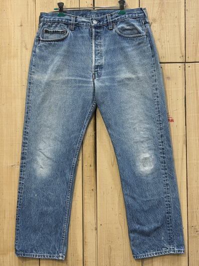 【中古】リーバイス501 古着 ハチマル CAREスタンプパッチ ヒゲ LEVIS501 80S MADE IN USA W34×L28 米国製