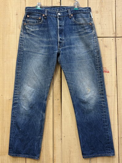 Rakuten - 【中古】酸化デニム 激ヒゲ リーバイス501 古着 膝裏クモノス LEVIS501 00S MADE IN MEXICO W35×L28