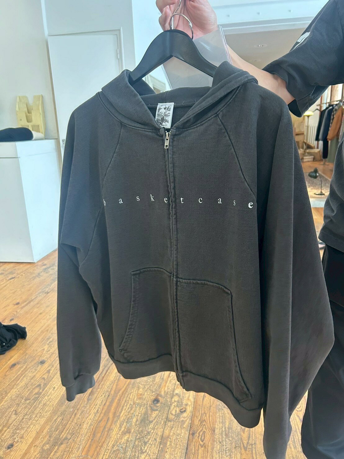 樂天商城 - 【正規取扱店販売品】BASKET CASE GALLERY Zipup Hoodie