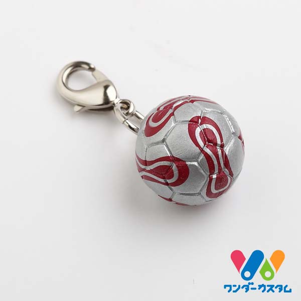 キーホルダー（記念品） サッカーボール（シルバー/柄あり）フィギュア■サッカー部 グッズ キーホルダー ストラップ 女子サッカー ミニチュア 卒団卒業記念品 スポーツ少年団 同好会 ユニフォームキーホルダー取付可能引退 お祝い 雑貨 用品