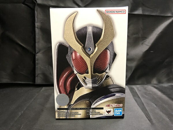 【中古】【未開封】S.H.Figuarts(真骨彫製法) 仮面ライダーアギト トリニティフォーム＜フィギュア＞（代引き不可）6546