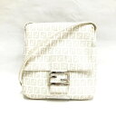 tFfB FENDI YbJ JZ|VFbg 8BT075 AC{[~CgO[ obO V_[obO fB[X  yÁzyyz