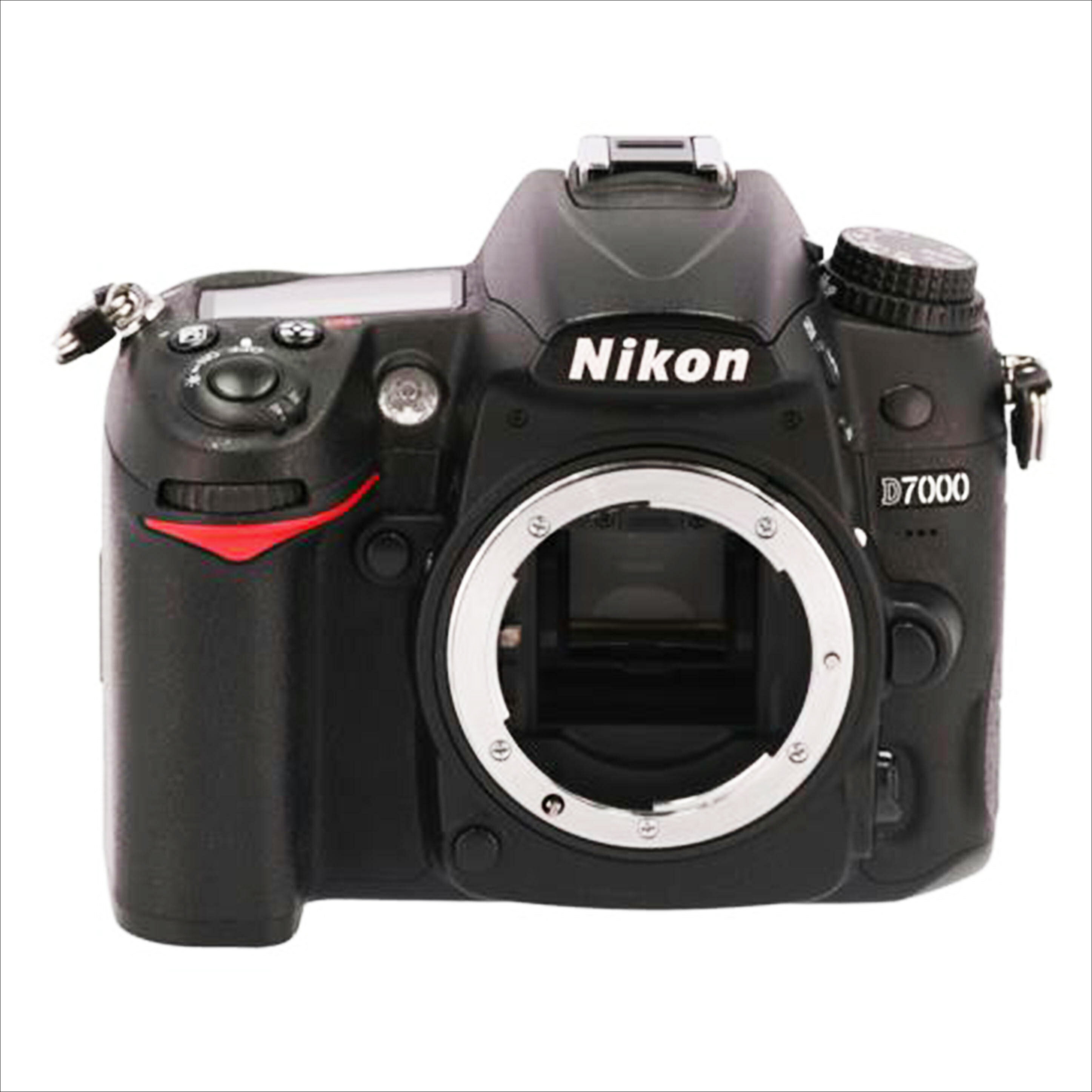 NIKON ニコン/デジタル一眼レンズキット/D7000/2134418/Bランク/62【中古】