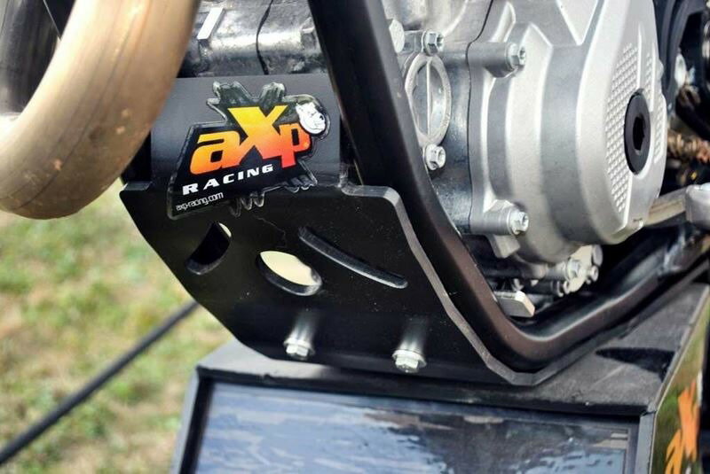 AXP-Racing / エーエックスピーレーシング モトクロス スキッドプレート - ブラック | AX1361