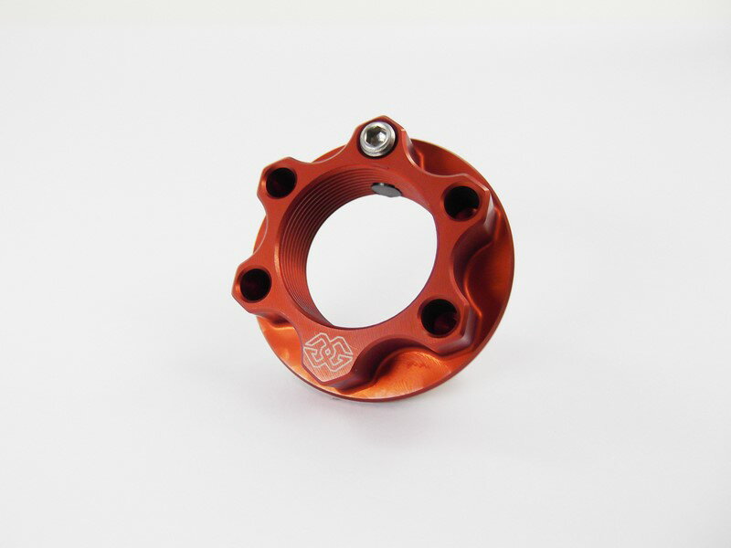 GILLES TOOLING / ギルズツーリング トップヨークナット ACMA アルミ 28x1 レッド | ACMA-28-10-R