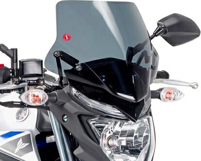 Givi / ジビ スクリーン Yamaha MT-03 16-19 スモーク dim. HxW 28x38 cm フィッティングキット付属 | A2127