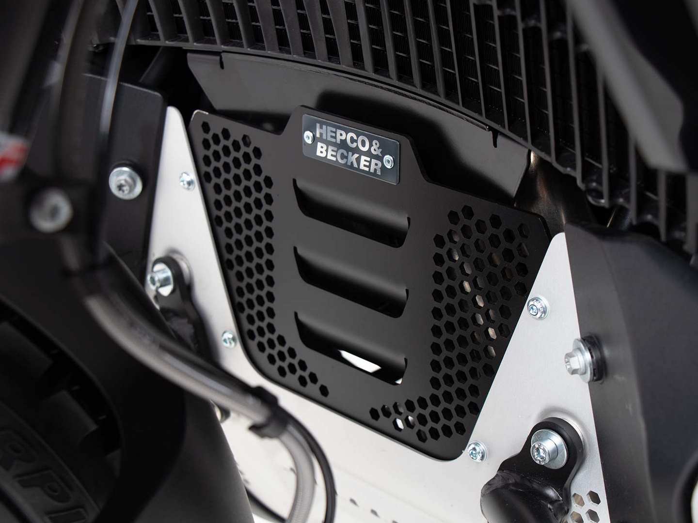 ヘプコ＆ベッカー アディショナルプロテクター for 純正エンジンアンダーガード Husqvarna Norden 901 | 42267634 00 01