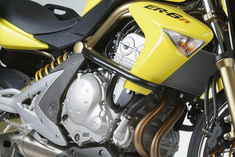 ヘプコ＆ベッカー エンジンプロテクションバー ブラック Kawasaki ER-6n -2008まで | 501287 00 01
