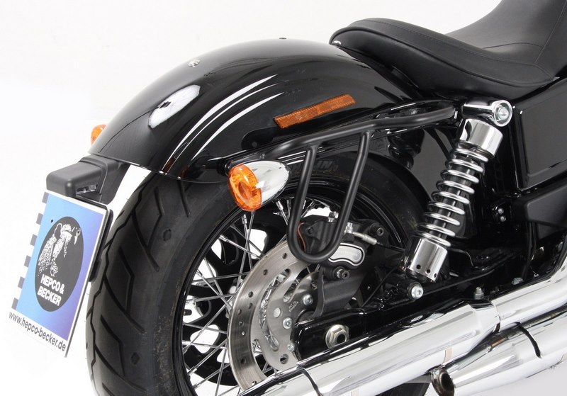 ヘプコ＆ベッカー サドルバッグホルダー カットアウト ブラック Harley-Davidson Dyna Low Rider/ Wide