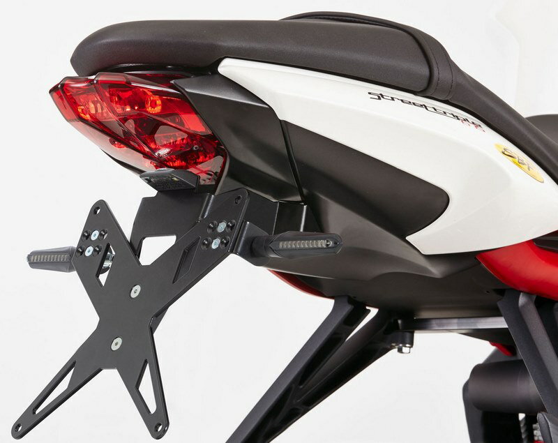 Protech / プロテック ナンバープレートホルダー kit including reflector and plate light - ブラック..