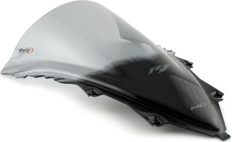 適合車種: YAMAHAYZF-R1 (2007-2008)記事コード：4365HEAN バーコード : 4365000000723Puig Racingのスクリーンで、あなたのバイクに競争力を与えてみませんか？3mmのハイインパクトアクリルを使用し、2mmの丸みを帯びた耐性と耐久性のある素材（ドイツのT?V規制に準拠）で製造されており、その2倍の高さにより、ヘルメットに当たる空気の影響を大幅に軽減します。このスクリーンには2つのモデルがあります。Z-RacingとR-Racerの2種類があり、モデルによって使い分けています。Z-Racingスクリーンのデザインは風洞実験で検証されており、空力係数と突風に対する保護性能がオリジナルモデルに対して12.7％（正立時）、レーシングポジションでは61％向上しています。一方、R-Racerスクリーンは、風洞実験で研究されただけでなく、SBK世界選手権やエンデュランスのレーシングチームと共同で開発され、プロテクションとエアロダイナミクスの完璧なバランスを実現しています。改造を必要としない組み立て式で、徹底的なエアロダイナミッ適合車種 YamahaYZF-R1 (2007-2008)