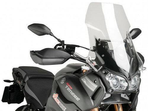 適合車種: YAMAHAXT1200Z SUPER TENERE (2014-2022)XT1200ZE SUPER TENERE (2019-2022)記事コード：7541WEAN バーコード : 7541000000872ツーリングPUIGスクリーンは、路上で遭遇するあらゆる衝撃や物体から体を守ります。3mmまたは4mm（モデルにより異なる）の高衝撃アクリルで製造されたこのスクリーンは、ドライバーの安全性と保護を向上させ、その最高の高さが他のスクリーンとの差別化ポイントとなっています。スクリーンの輪郭は2mmの丸みを帯びており、ドイツのT?V（テュフ）の規定に準拠しています。当社のスクリーンは、モデルに応じて、組み立てと空力検討の指示書を添付してお届けします。適合車種 YamahaXT1200Z SUPER TENERE (2014-2021)XT1200ZE SUPER TENERE (2019-2021)