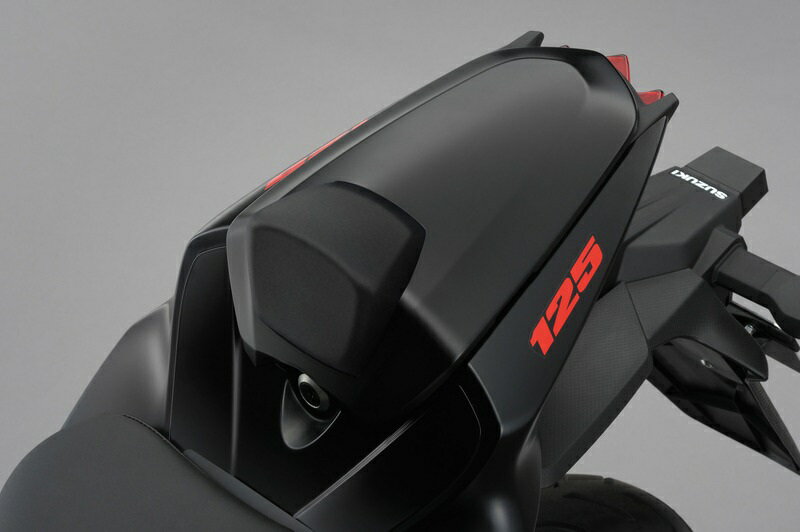 Suzuki / スズキ ボックスセット シートテール gsx-r125 | 45550-23810