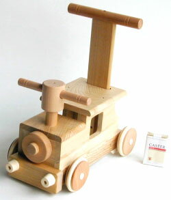 木製玩具 木の乗り物森の汽車ポッポ