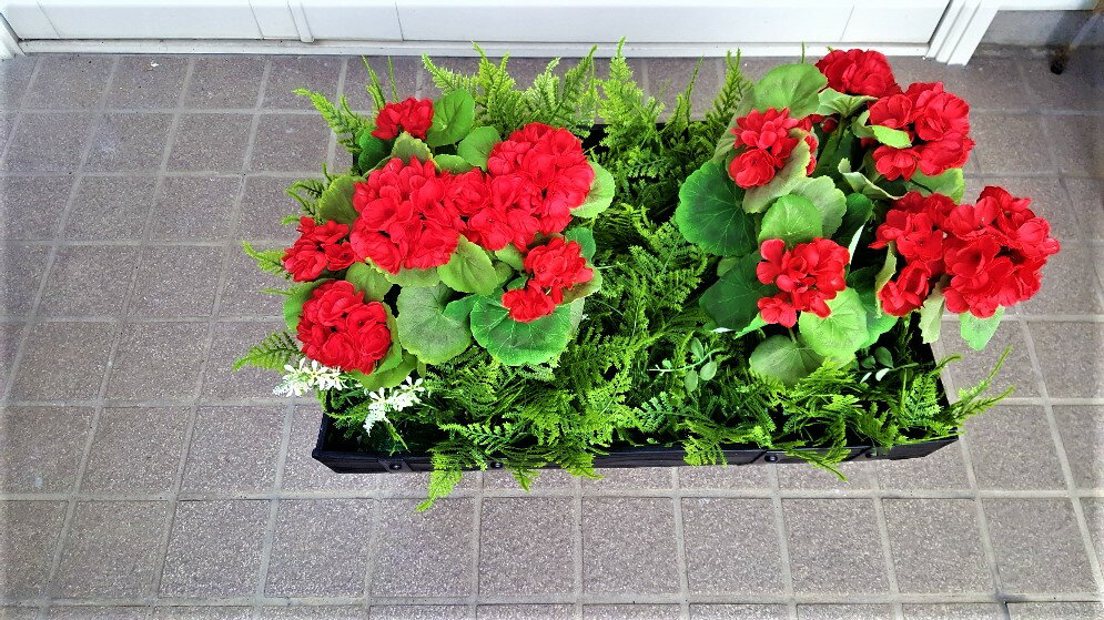 【人工観葉植物】【ゼラニュウムプランター】【送料無料】【屋外使用可】2色よりお選びください。 3