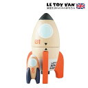 ギフト対応(有料にて承っております) 2023年新商品 スペースロケットデュオ LE TOY VAN ル・トイ・ヴァン 分類 　木のおもちゃ オススメ 　3歳頃から 主材料 ゴムの木、MDF サイズ 9.5×9×16 cm メーカー イギリス　ル・トイ・ヴァン 　(LE TOY VAN) (※製造はインドネシア・中国) 組み立て 不要 かわいらしいフォルムの木製スペースロケット。 マグネット式のふたを開けると、中に小さなロケットが隠れています。 子どもたちの夢がつまったロケットはFSC認定の木材で作られており、プラスチックフリーで地球にもやさしいおもちゃです。 お誕生日プレゼントやクリスマスプレゼントにも最適です。 合わせて揃えたい！イギリス生まれの　ル・トイ・ヴァン、他ラインナップなどはこちら↓ その他　ル・トイ・ヴァン商品一覧 ◆安全で厳選された木材◆ 子ども達の遊びが心を刺激し、魂を育むと信じています。子ども達は遊びを 通じて社会性や自己表現を身につけ、保護者はその成長をみて楽しむことが できます。良質な玩具で遊び心にあふれた幸せな子ども時代を過ごすことは、 人生を豊かにします。 ◆子どもの心を刺激する良質な玩具◆ ル・トイ・ヴァンは地球と人を大切にする事を第一に考えるブランド です。その玩具はFSC認証材とインドネシア産の合法的な木材を組み 合わせて、サステナブルな木材のみを玩具に使用しています。 また、すべての段階で厳密な安全試験を行い、毎日安心して 遊べるように、子どもに安全な形状と無害な塗料を使用しています。 ◆こだわりのデザインプロセス◆ ルトイヴァンの新しい玩具を開発するのには約18か月を要します。 アイデアをスケッチしてコンセプトを練り、3Dモデルを作成します。 このモデルで地元の子ども達に遊んでもらいサイズ、形、色、遊びの価値、 楽しさなどのすべての工程をデザインプロセスと考え豊かな玩具を提供します。 ご注意下さいませ ・商品のデザインやお色や仕様、パッケージは予告なく変更になる場合がございます。予めご了承くださいませ。 関連商品ルトイヴァン はしご消防車LE TOY VAN　ルトイヴァン　ル・トイ...【楽天1位！】ルトイヴァン エスプレッソマシーンLE TOY VAN　...8,800円5,500円ルトイヴァン おかいもの　おさかなセットLE TOY VAN　ルトイヴ...ルトイヴァン おかいもの　乳製品セットLE TOY VAN　ルトイヴァ...2,420円2,420円ルトイヴァン おかいもの　おにくセットLE TOY VAN　ルトイヴァ...ルトイヴァン おかいもの　焼きたてパンセットLE TOY VAN　ルト...2,420円2,420円ルトイヴァン おかいもの　ベジタブルセットLE TOY VAN　ルトイ...ルトイヴァン おかいもの たまごセット 【2023年新製品】LE TO...2,420円2,420円ル・トイ・ヴァンは地球と人を大切にする事を第一に考えるブランドです。その玩具はFSC認証材とインドネシア産の合法的な木材を組み合わせて、サステナブルな木材のみを玩具に使用しています。 また、すべての段階で厳密な安全試験を行い、毎日安心して遊べるように、子どもに安全な形状と無害な塗料を使用しています。