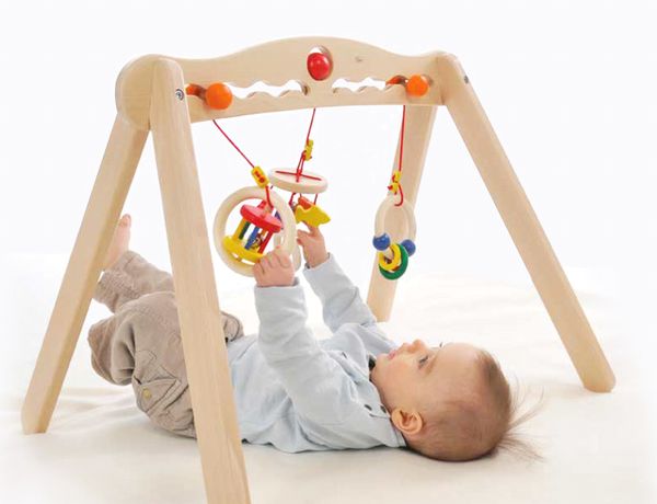 ニック ベビートレーナー ベビージム 【木のおもちゃ nic 出産祝い ベビー 赤ちゃん】