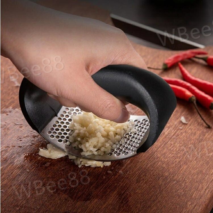 にんにく潰し ニンニククラッシャー にんにく絞り器 安全 にんにく絞り にんにく絞...