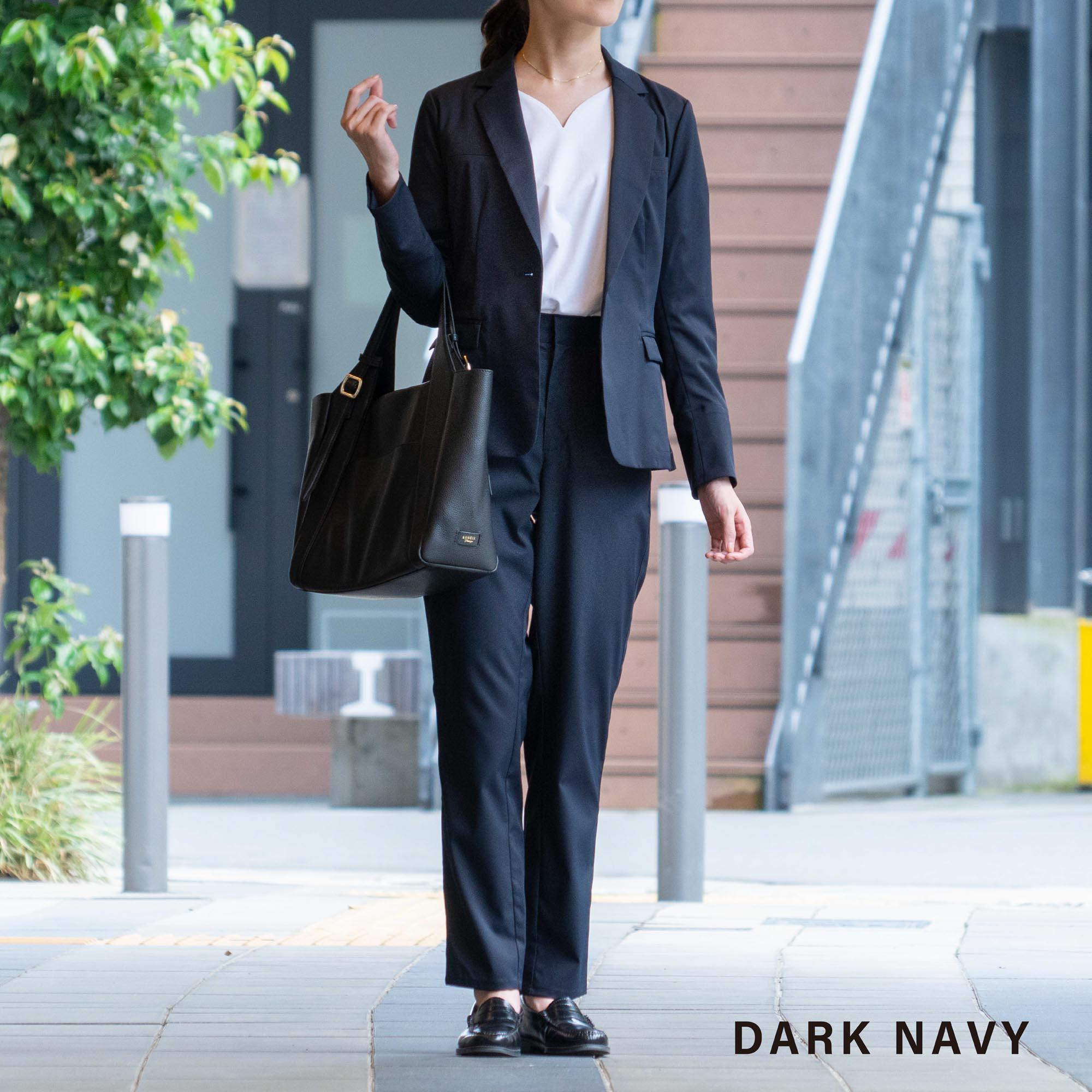 テーラードライトジャケット WWS ワークウェアスーツ スーツ型作業着 洗濯 ウォッシャブル 撥水 ノンストレス ストレッチ 速乾 部屋干し可 丸洗い可 シワになりにくい 伸縮 大きいサイズ テレワーク ウェブ会議 セレモニー 入学式 卒業式 レディース 91-1004WB-L