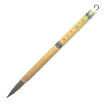 半紙2〜6文字、楷書。初心者〜中級者まで。墨持ちが良い筆です。サイズ毛の長さ約55mm、毛の太さ約12mm個装サイズ：34×3×3cm重量20g個装重量：20g素材・材質天尾、馬、山羊生産国日本fk094igrjs