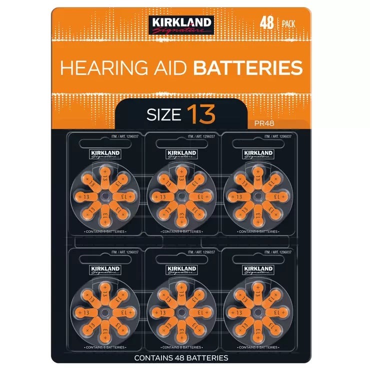 &nbsp; 【商品内容】 カークランドシグネチャーの補聴器用空気電池です。 48粒入り (8粒 x 6シート) 補聴器用電池の寿命に影響を及ぼす要因 ・騒音環境 騒がしいレストランやコンサート会場では図書館や家などの静かな環境に比べて電池の消耗が早くなります。 ・音量設定 補聴器の音量設定が最大の場合、通常より電池の消耗が早くなります。 ・湿気 湿気、汗などの水分は補聴器や補聴器電池の故障の原因となります。補聴器用乾燥機を毎日使用し、湿気を取り除くことをお勧めします。(補聴器電池は乾燥機に入れないでください) 使用上のお願い ご使用時以外はシールを剥がさないでください。 電池はシールを剥がしてもすぐには動作しません。1分以上経過してからご使用ください。 寒冷時は手のひら等で電池を温めてからご使用ください。 &nbsp; 【商品・画像についてのご注意】 ・バリエーションのある商品の場合、商品画像が複数ある場合がございますが発送されるのは1点です。カラーやサイズなどのバリエーションは商品名をご確認ください。 ・商品の外装デザインは画像と異なる場合がございます。 &nbsp; 【送料・配送についての注意事項】 ・ご注文入れ違い等により欠品・遅延となる場合がございます。 ・ご注文の商品によって北海道、沖縄、離島および一部地域への配送時に追加送料がかかる場合や、配送ができない場合がございます。 &nbsp; 【返品・交換についての注意事項】 ご注文後のお客様都合によるキャンセル・返品・交換はお受けできません。 商品内容・仕様等を十分にご確認のうえ、ご注文ください。 ※大型商品については、サイズ・設置場所・搬入経路も事前にご確認ください。