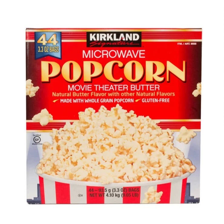 &nbsp; 【商品内容】 グルテンフリー 一袋 93.5g x 44袋入りの大容量 バター味 電子レンジで手軽に準備 ポップコーンといえば、ご自宅でのドラマや映画鑑賞、スポーツ観戦などに欠かせないアイテムです。 電子レンジでポンポンと弾ける音を聞きながら、出来上がりを待つ時間もまた楽しいひと時になること間違いありません。 一袋が93gとたっぷり入っていますので、仲間と共に食べるのもよし、お一人で心ゆくまで楽しむのもよし、素敵な時間をもっと楽しませてくれる必須アイテムになることでしょう。 飽きのこないシンプルなバター味をご堪能ください。 &nbsp; 【商品・画像についてのご注意】 ・バリエーションのある商品の場合、商品画像が複数ある場合がございますが発送されるのは1点です。カラーやサイズなどのバリエーションは商品名をご確認ください。 ・商品の外装デザインは画像と異なる場合がございます。 &nbsp; 【送料・配送についての注意事項】 ・ご注文入れ違い等により欠品・遅延となる場合がございます。 ・ご注文の商品によって北海道、沖縄、離島および一部地域への配送時に追加送料がかかる場合や、配送ができない場合がございます。 ・お客様都合でのキャンセルはお受け出来ませんのでご了承下さい。