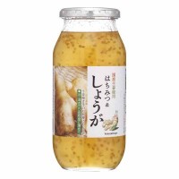 国産の生姜とまろやかな甘さのアルゼンチン産はちみつを使った、生姜の辛みがじんわりひきたつ、はちみつ＆しょうがです。冬はお湯で割って、夏は冷水で割ってどうぞ!内容量1個あたり:810gサイズ個装サイズ：26×18×19cm重量個装重量：7000g仕様賞味期間：製造日より360日名称：しょうが加工品セット内容はちみつ＆しょうが(810g)×6製造国日本国産生姜使用!【オススメのお召し上がり方】●冷・温水、炭酸水で5倍を目安に薄めて。●肉・魚料理の味付けに。●本品とお醤油を1:1で混ぜると、簡単万能だれの出来上がり!生姜焼きや、野菜炒め、焼き肉などに。【保存方法】直射日光を避け常温保存(開封後要冷蔵)【製造者】株式会社加藤美蜂園本舗東京都台東区千束1-1-5国産の生姜とまろやかな甘さのアルゼンチン産はちみつを使った、生姜の辛みがじんわりひきたつ、はちみつ＆しょうがです。冬はお湯で割って、夏は冷水で割ってどうぞ!栄養成分【100gあたり】エネルギー:290kcal、たんぱく質:0g、脂質:0g、炭水化物:72.4g、ナトリウム:11.9mg(食塩相当量:0.03g)原材料水飴、砂糖混合ぶどう糖果糖液糖、砂糖、はちみつ、しょうが汁、しょうが/酸味料(クエン酸)、増粘剤(ペクチン)、香料fk094igrjs