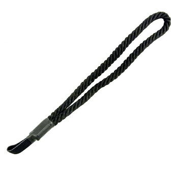 綾編みの螺旋が美しいドイツ製の杖ストラップ。金属の留め具を樹脂で覆っているため杖が傷つきにくい心配り、特に木製ステッキにお勧めです。サイズW:100mm、H:220mm、D:100mm個装サイズ：25.0×7.3×0.6cm重量約10g個装重量：10g素材・材質ポリエステル・合成ゴム・樹脂・アルミ生産国ドイツfk094igrjs