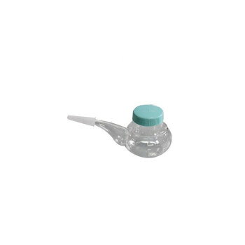 煮沸消毒ができるので清潔に使える、目盛り付き薬のみです。吸口とキャップは抗菌剤配合で衛生的。細い飲み口を洗浄できるブラシも付いています。サイズW73×D130×H65mm個装サイズ：17.2×8×7cm重量個装重量：24g素材・材質本体:ポリカーボネイトキャップ:ポリプロピレン(抗菌剤配合)吸い口:スチレン系熱可塑性エラストマー(抗菌剤配合)ブラシ:ナイロン仕様耐熱:(本体)150度、(キャップ)130度、(吸い口)100度、(ブラシ)100度煮沸消毒:本体のみ可能付属品ブラシ生産国中国fk094igrjs