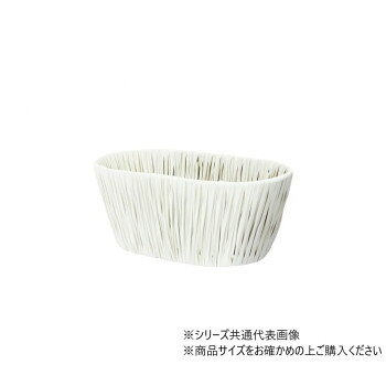 水や汚れに強いポリエチレン素材を使用しました。重なったドレープのような模様が上品です。※水濡れや強く擦れた場合など、色落ちや色移りすることがあります。サイズ30×17×12.5cm個装サイズ：17×30×12.5cm重量個装重量：1670g素材・材質ポリエチレン生産国中国fk094igrjs