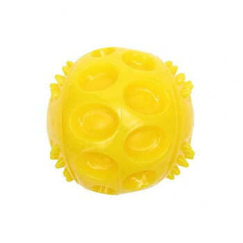 どこを押しても噛んでも高い音が出るゴムおもちゃです。ユニークな形状でデンタルケアにもなるのが特徴です。ボールは、ボール型のゴムおもちゃの表面にクレーターのような凹凸・小さな突起が設計されています。【歯ケア】おもちゃ自体の形を工夫。歯垢歯石の除去等のデンタルケアに役立ちます。【浮く】水に浮かぶので、川や海、プールなどの水場で遊ぶおもちゃとして最適です。【楽しい】室内・室外どちらでも、投げて、噛んで、引っ張って、いつでもどこでも遊べる工夫が凝らされています。通気穴にスクウィーカーがセットされており、どこを押しても空気が出るときに高い音が鳴ります。【注意事項】※本製品は犬用おもちゃです。本来の用途以外には使用しないでください。※本製品は丈夫な素材を使用していますが、ワンちゃんの性格や遊び方等によってすぐに破損することがあります。※誤飲やいたずらを防ぐため飼い主様の目の届く場所で使用し、壊れかけた場合は直ちに使用を中止し新しいものに交換してください。※飲み込んでも害のない素材を使用していますが、万一誤飲した時は獣医師に相談してください。※おもちゃを投げて遊ぶときは、周囲の安全を十分に確認してください。※幼児やペットの手の届かない場所に保管してください。サイズ6×6×6cm個装サイズ：9×16×6cm重量55g個装重量：65g素材・材質TPR生産国中国fk094igrjs
