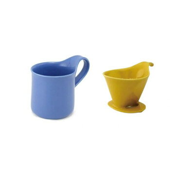 お手軽にドリップコーヒーを始められます。誰でも簡単に美味しいコーヒーを淹れられるので、プレゼントにもオススメです。※同色のセットでも焼成窯の違いで、多少の色の差がある場合があります。※全ての製品が均一ではない個体差も「やきもの」ならではの魅力としてお楽しみください。※ZEROJAPANのカラー製品は全て釉薬による優しい色合いを表現しているため、やきもの特有の自然な色幅があります。※商品のカラーはモニターの設定・発色などにより実際の商品と異なる場合があります。サイズドリッパー:W117×D152×H103mm、マグカップ:W130×D88×H108mm個装サイズ：14.6×12.3×20.5cm重量個装重量：730g素材・材質陶磁器仕様ドリッパートレイ付容量(マグカップ):300cc生産国日本fk094igrjs