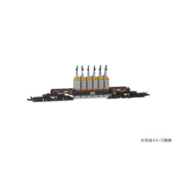 シキ880形大物車は、「ヱヴァンゲリヲン新劇場版:序」の劇中に登場した、特務機関NERVが所有する大物車です。第6の使徒を殲滅する為に行われた「ヤシマ作戦」の際に、日本全国の電力を集結させる用途で使われました。製品は「B2梁」を使用している姿を再現し、「B2梁+変圧器(積車)」と「変圧器を積んでいない状態(空車)」を再現可能です。最小走行半径はR145となります。劇中ではDD51形ディーゼル機関車3重連がヨ8000形車掌車と複数両のシキ880形を牽引し、貨物ターミナルに集結するシーンが登場しました。サイズ高さ4.8×奥行15.8×横幅1.2cm個装サイズ：3×18×26cm重量個装重量：315g素材・材質ABS、ダイキャスト、POM、PCB、他仕様対象年齢:15歳以上(c)カラー商品化許諾済セット内容シキ880形 大物車×1両後部標識ランナーパーツ×1インレタ×1生産国中国fk094igrjs