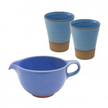 優しい色合いのアースカラーのフリーカップと抹茶サーバーのギフトセットです。サイズフリーカップ:直径80×高さ95mm個装サイズ：16×22×11cm重量個装重量：170g素材・材質陶器仕様フリーカップ容量:200cc生産国日本fk094igrjs