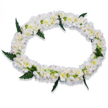 こちらの商品は花の数が多く通常よりボリュームがあるレイとなっています。シェルジンジャーは、葉っぱの香りがよく花穂が垂れ下がった姿が美しい花です。餅を蒸したお菓子を巻いたり、化粧水などにも用いられています。※ロットにより長さや色が多少異なる場合があります。サイズ長さ:約100cm、首にかけた時:約50cm個装サイズ：50×20×10cm重量個装重量：100g素材・材質ポリエステル生産国中国fk094igrjs