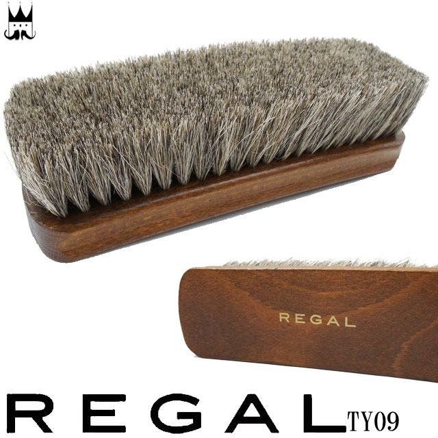 ■商品説明 リーガル REGAL TY09 シューケア用品 ホースヘアブラシ（大） TY09 毛足が長くしなやかですので、カーフやキャップ素材の革のお手入れに最適です。 madeInGemany ※こちらの商品には専用の梱包材なしの、商品のみのお届けとなります。※こちらの商品はメール便不可となります。 ※！ご注意！ 受注後メーカーお取りよせ商品になりますので、 お届けまでに1週間〜10日ほどお時間がかかる場合がございます。 突然の完売により、ご用意の出来ない場合も生じますので予めご了承ください。 ■素材 馬毛 ■商品カテゴリ REGAL　リーガル シューケア用品・部品　はこちら REGAL　リーガルはこちら レディース REGAL リーガルはこちら メーカー希望小売価格はメーカーサイトに基づいて掲載しています EGBB 3500 「FIL」リーガル REGAL TY09毛足が長くしなやかですので、カーフやキャップ素材の革のお手入れに最適です。madeInGemany ■商品カテゴリ REGAL　リーガル シューケア用品・部品　はこちら REGAL　リーガルはこちら レディース REGAL リーガルはこちら