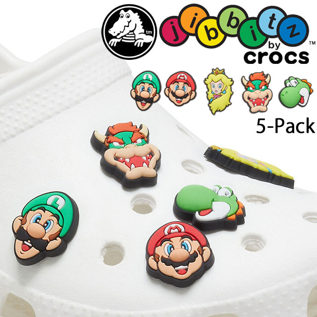 ■商品説明 クロックス crocs ジビッツ jibbitz 10007701(Super Mario 5 Pack) ※こちらは商品のみの専用梱包材なしの商品のみのお届けとなります。 ジビッツホールのあるシューズやアクセサリーに取り付けて、 自分だけのクロックスにカスタマイズすることができます！ こちらは、世代を超えて人気のスーパーマリオブラザーズの お馴染みのキャラクターのジビッツです。 キッズの足元にはもちろん、 大人が付けてもちょっと遊びゴコロをを感じて素敵です☆ 【検索用キーワード】 誕生日バースデー バレンタイン ホワイトデー プレゼント 子供の日 かわいい 母の日 ギフト 贈り物 夏 お出掛け 赤 緑 かっこいい 父の日 バウザー 大魔王クッパ ■素材 PVC ■商品カテゴリ ラバークロック・アクアサンダル crocs クロックス はこちら ラバークロック・アクアサンダル ラバークロック用アクセサリー はこちら 靴ケア用品 シューズアクセサリー はこちら 当店では販売形態上、自動在庫管理の機能を使用していない為、 サイズ切れによる在庫切れが発生する場合がございます。 これにより、ご注文後でも、商品をご用意できない場合がございます。 あらかじめご了承ください。 サイズ切れでも、在庫がある場合もございますのでお気軽にお問合せ下さい。 ↓　　　　　　　↓　　　　　　　↓ ◆◇◆メルマガ登録はこちら◆◇◆ メーカー希望小売価格はメーカーカタログに基づいて掲載しています JEJA　　「HR」クロックス crocs ジビッツ jibbitz ジビッツホールのあるシューズやアクセサリーに取り付けて、 自分だけのクロックスにカスタマイズすることができます！ こちらは、世代を超えて人気のスーパーマリオブラザーズの お馴染みのキャラクターのジビッツです。 キッズの足元にはもちろん 大人が付けてもちょっと遊びゴコロをを感じて素敵です☆ ■商品カテゴリ ラバークロック・アクアサンダル crocs クロックス はこちら ラバークロック・アクアサンダル ラバークロック用アクセサリー はこちら 靴ケア用品 シューズアクセサリー はこちら