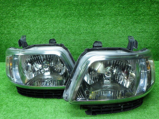 【中古】ホンダ　JE1/2　ゼストスポーツ　ヘッドライト　左右　HID　100-22621　J　240316010中古 車 パーツ 中古パーツ 中古部品 カスタム 即発送