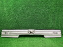 【中古】ダイハツ L375S/L385S タントカスタム 後期 純正 リアガーニッシュ 76802-B205020704 250210210中古 車 パーツ 中...