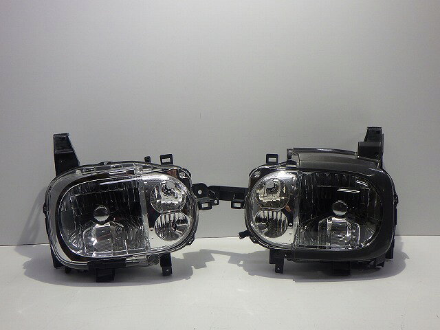 【中古】キューブ　ヘッドライト　左右　HID　キセノン　Z11/BNZ11　後期　1802　N　Z　26025-4V75A　コーティング　260423213中古 車 パーツ 中古パーツ 中古部品 カスタム 即発送