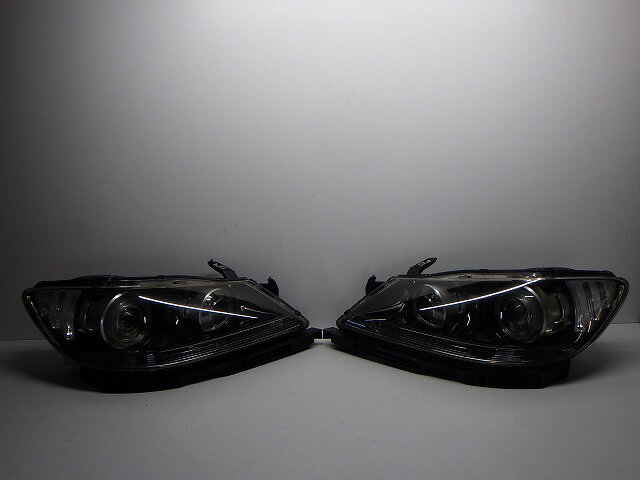 【中古】レジェンド ヘッドライト左右 HID KB1 前期 P4246 J0 コーティング 250909019中古 車 パーツ 中古パーツ 中古部品 カスタム 即発送