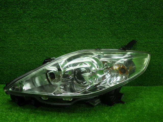 【中古】マツダ　CREW　プレマシー　前期　左ヘッドライト　HID　レベ付き　200818105中古 車 パーツ 中古パーツ 中古部品 カスタム 即発送