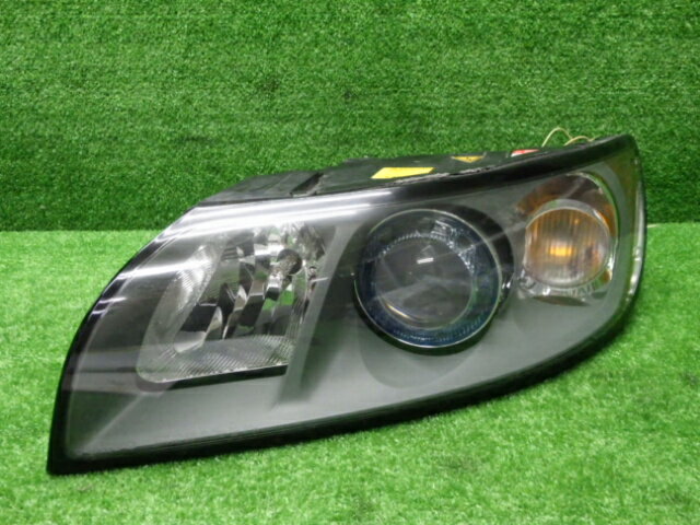 【中古】ボルボ　MB5244　50シリーズ　左ヘッドライト　HID　200813013中古 車 パーツ 中古パーツ 中古部品 カスタム 即発送