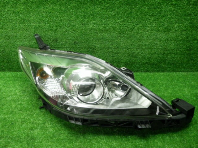 【中古】マツダ　CREW　プレマシー　後期　右ヘッドライト　HID　レベ付き　200813020中古 車 パーツ 中古パーツ 中古部品 カスタム 即発送