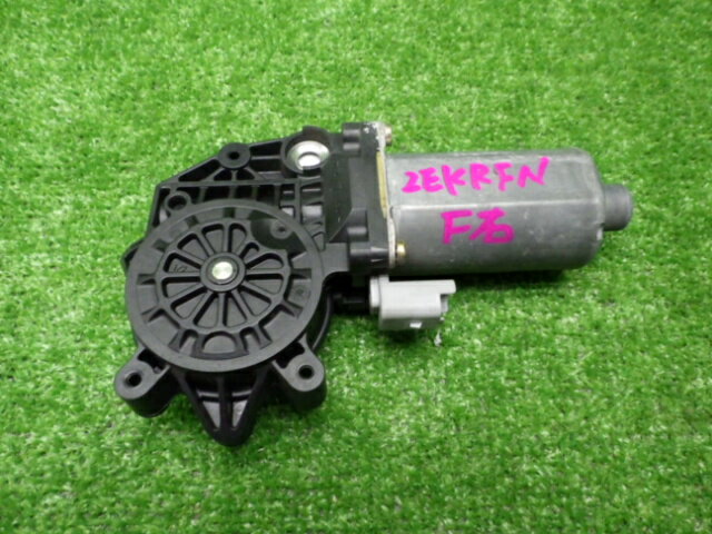 【中古】プジョー 2EKRFN 206 運転席 レギュレーターモーター 210513025中古 車 パーツ 中古パーツ 中古部品 カスタム 即発送