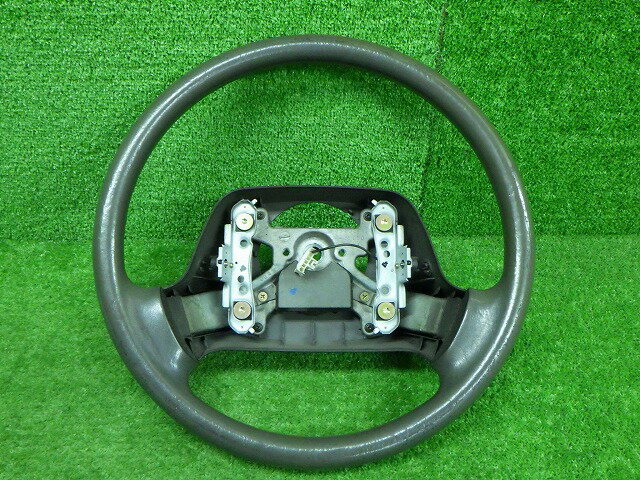 【中古】トヨタ　KCH46　ハイエースレジアス　ウレタン　ステアリング　220409137中古 車 パーツ 中古パーツ 中古部品 カスタム 即発送