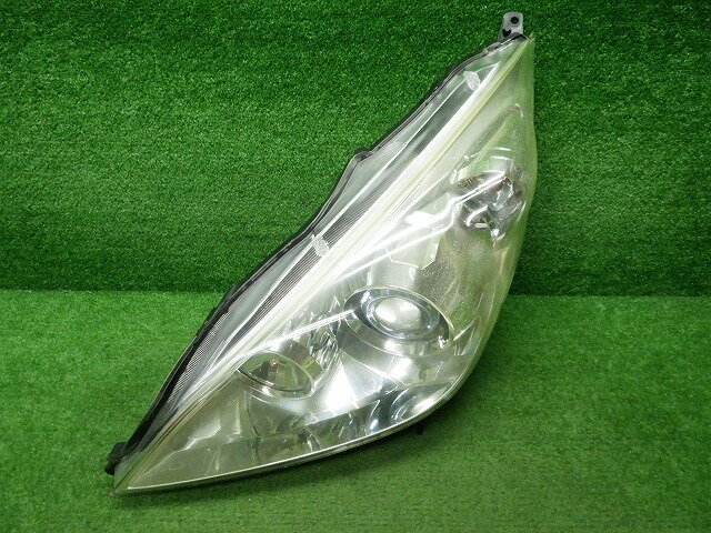 【中古】ホンダ　RG1/2　ステップワゴン　左ヘッドライト　HID　レベ付　220929023中古 車 パーツ 中古パーツ 中古部品 カスタム 即発送