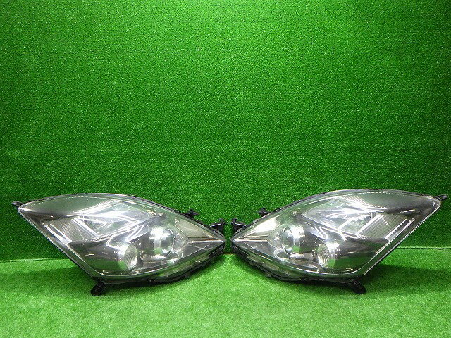 【中古】アイシス ヘッドライト左右 HID ZGM10/15 中期 44-69 L バラスト付 トヨタ 251009021中古 車 パーツ 中古パーツ 中古部品 カスタム 即発送